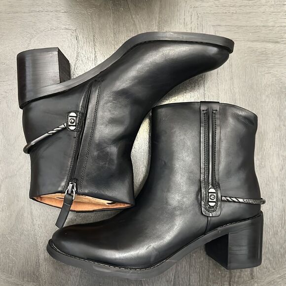 Franco Sarto Sandy Bootie - Picture 5 of 13